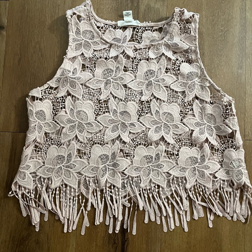 Forever 21 fringe crop Top